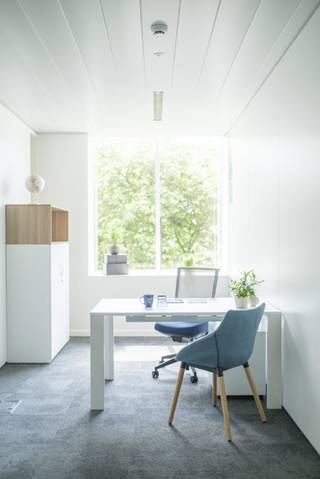Instapklare kantoren te huur in Brussel.Dit gebouw biedt privékantoren, coworkingruimtes en vergaderzalen die u flexibel kunt gebruiken volgens uw...