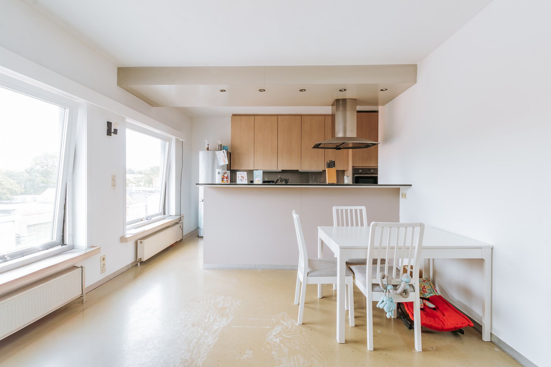 Ruim appartement met 2 slaapkamers nabij centrum Wilrijk - foto 4