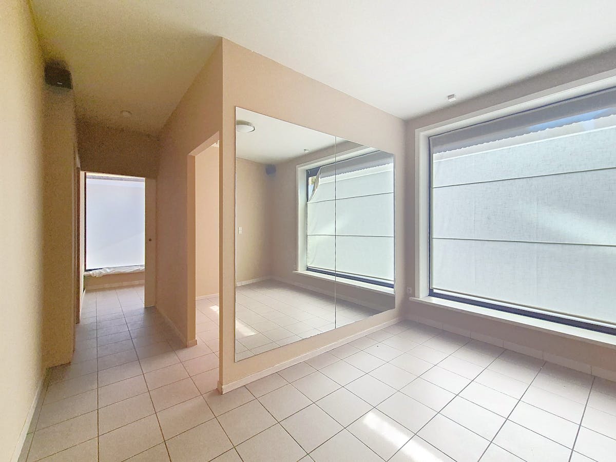 Easily accessible office (70 m²) for rent in the center of Drongen - photo 5