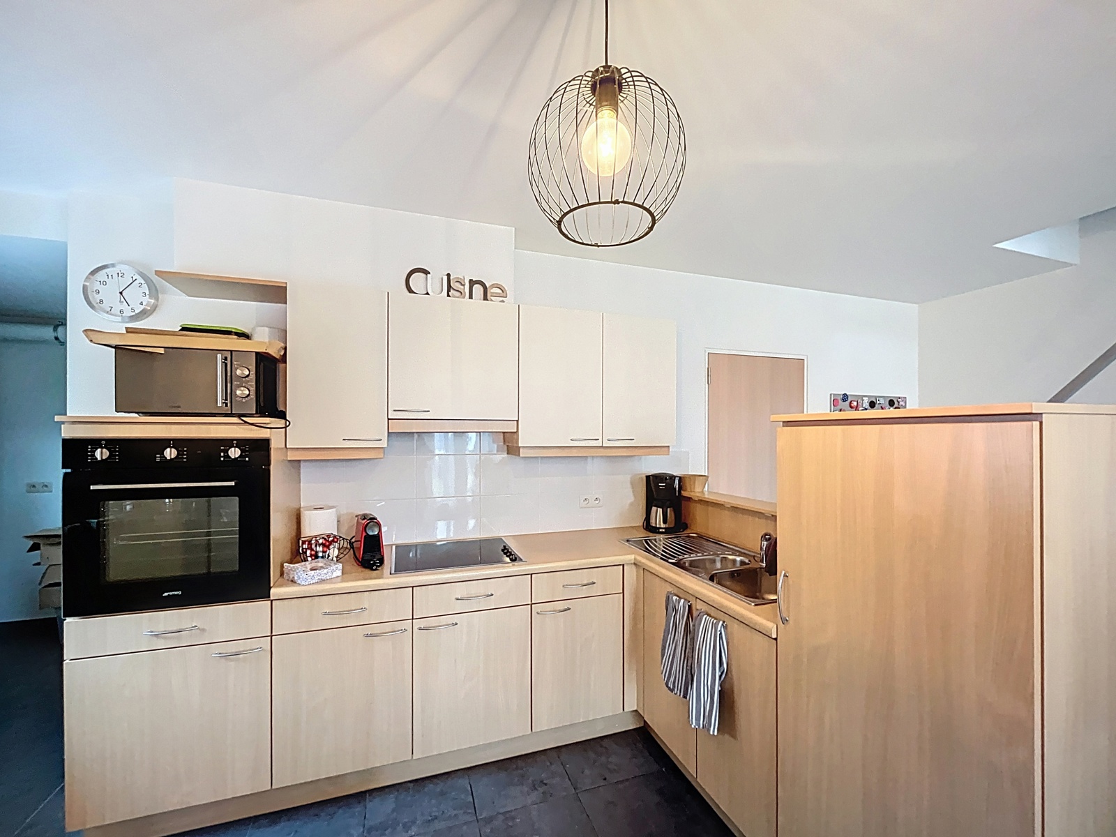 Recent appartement gelegen in het centrum van Dilbeek - foto 4