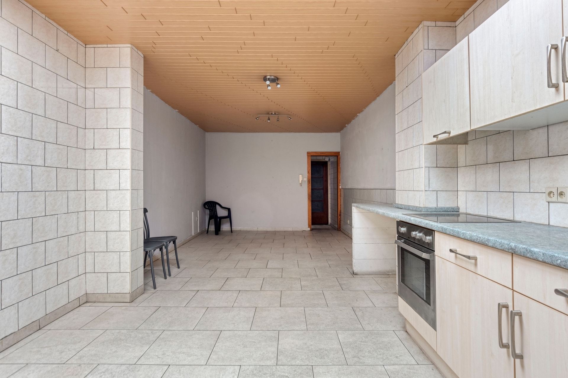Te renoveren woning 3 slpks, tuin en garage - foto 5
