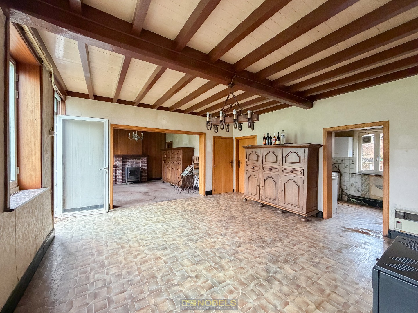 Te koop, Authentieke vierkantshoeve met knechtenhuisje op uitzonderlijke landelijke ligging te Brakel! - foto 5