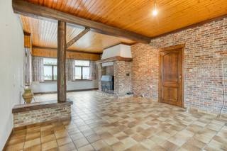 Deze karaktervolle landelijke woning uit 1981 bevindt zich in het groene en gezellige Blauberg (Herselt), op een mooie locatie tussen Herselt...