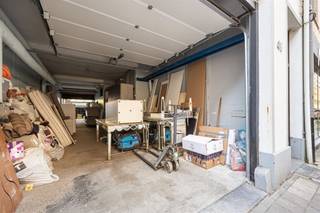 Herenhuis met magazijn en stadstuin op toplocatie, vlak bij Stadspark en MeirPal in het centrum, met zeeën van ruimte én mogelijkheden? Dit is je...