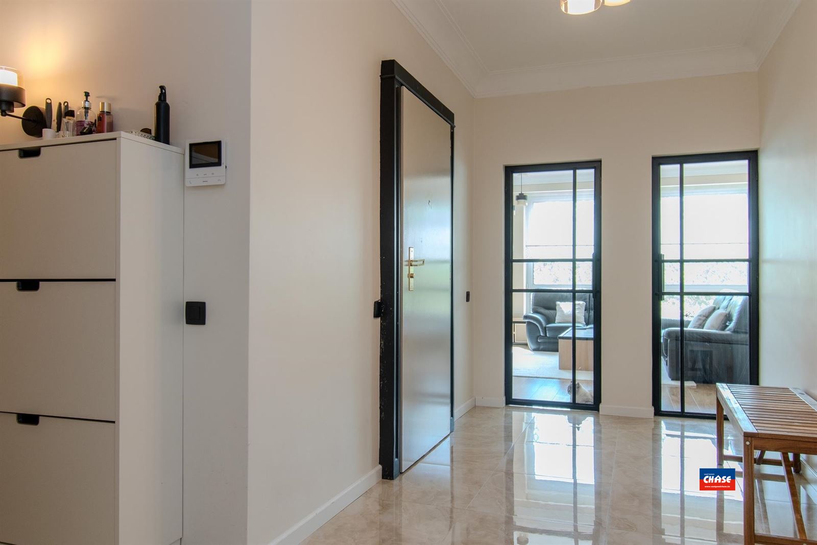 Apartment - photo 4