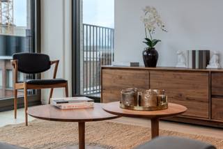 Deze exclusieve penthouse van maar liefst 134m² met 69m² terrassen is gelegen in het hart van Waregem. Hier vinden we luxe, ruimte en comfort. Door...