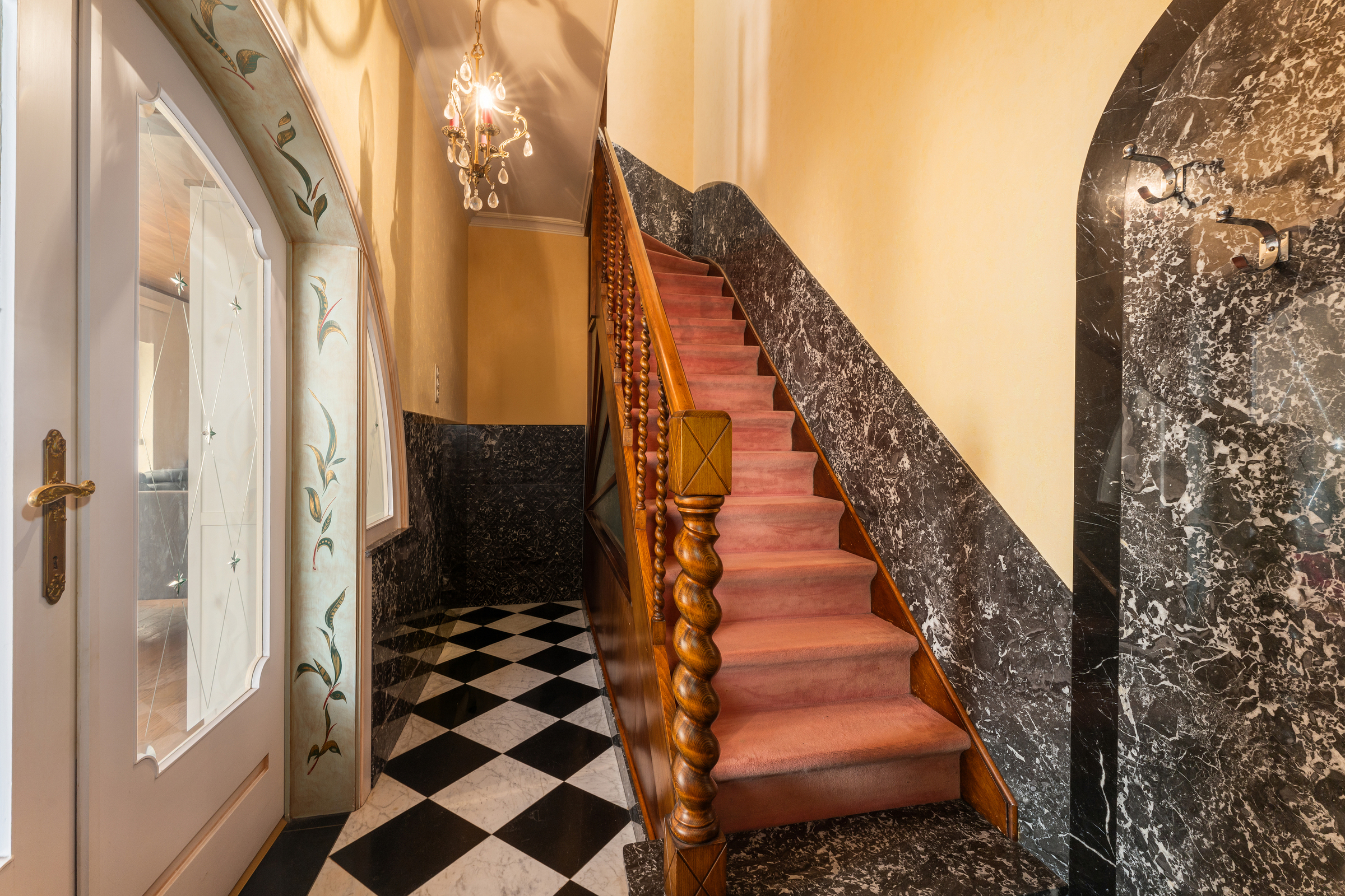 Ruime halfopen woning met 3 slaapkamers te koop in Deerlijk - foto 2