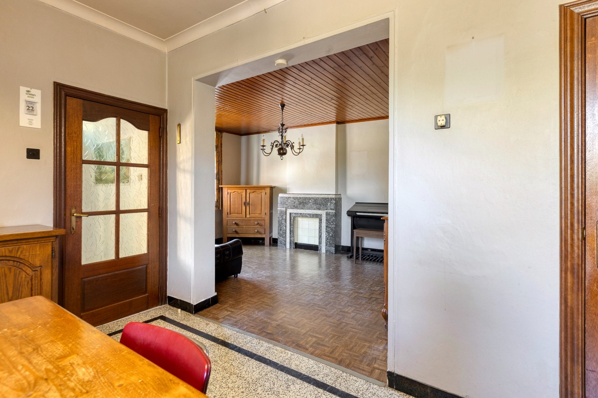 Te renoveren woning met veel potentieel op rustige ligging - photo 5