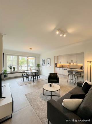 Gerenoveerd appartement met 2 slpks en terrasDit instapklaar gerenoveerd appartement bevindt zich op de eerste verdieping van een kleinschalig gebouw...