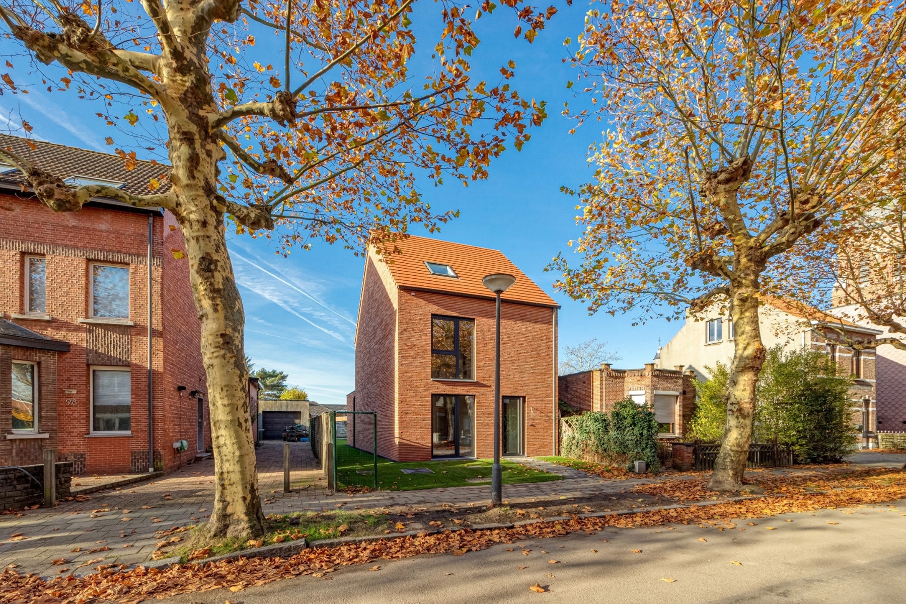 Maison à louer à Ekeren avec 4 chambres - photo 1