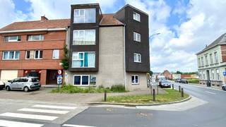 INVESTERINGSEIGENDOM bestaande uit 4 VERHUURDE APPARTEMENTEN op wandelafstand van centrum Ronse.Appartementsgebouw met 4 2-slaapkamerappartementen...