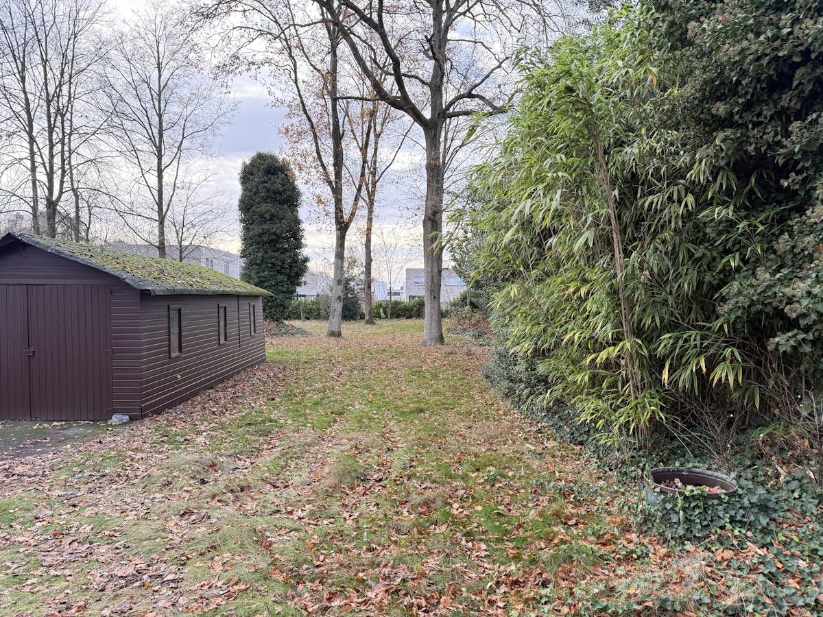 Strategisch gelegen bouwperceel vlakbij het centrum van Leopoldsburg - foto 4