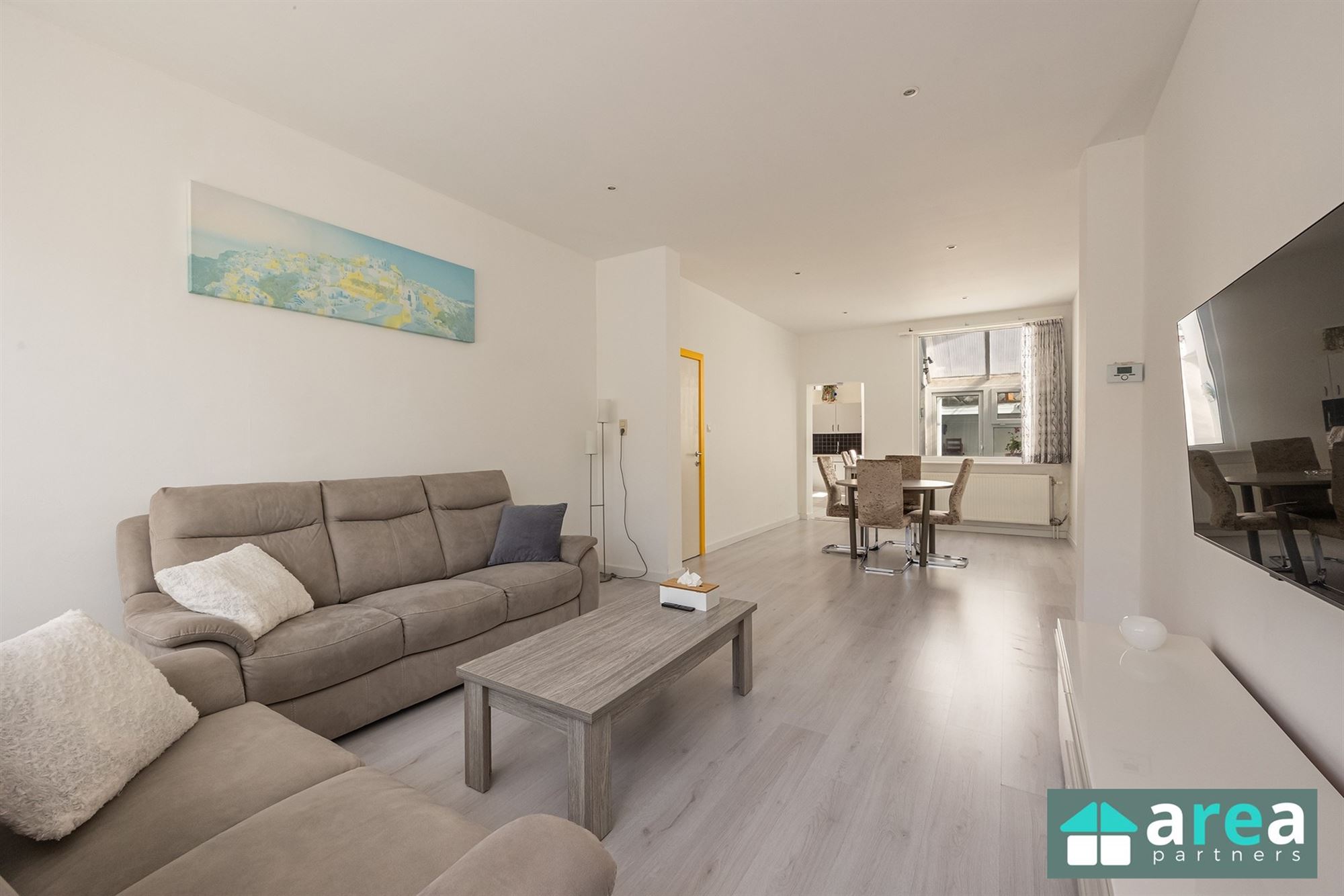 Charmante eengezinswoning met 2 à 3 slpk. én stadskoer! - foto 3