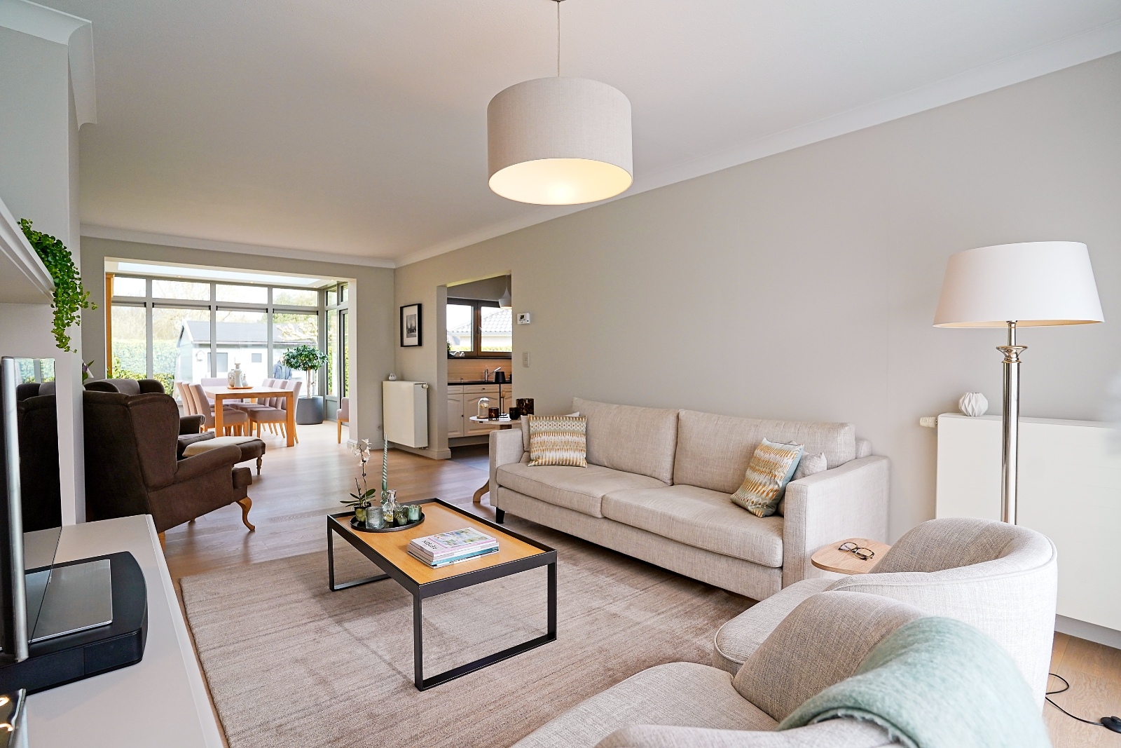 Rustig gelegen gezinswoning met 4 slaapkamers - foto 3