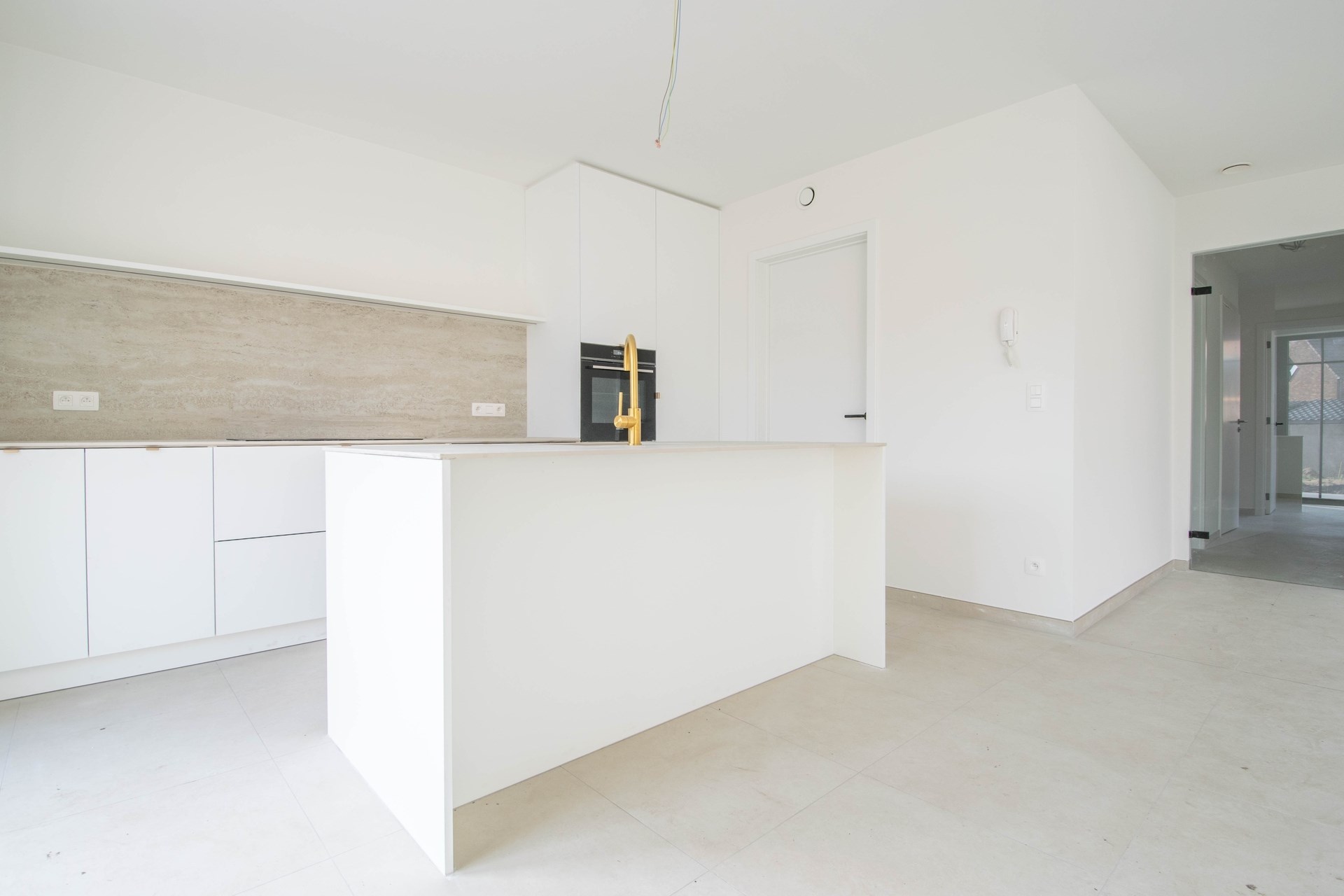 Gelijkvloers nieuwbouwappartement met tuin en twee slaapkamers in Stekene - foto 5