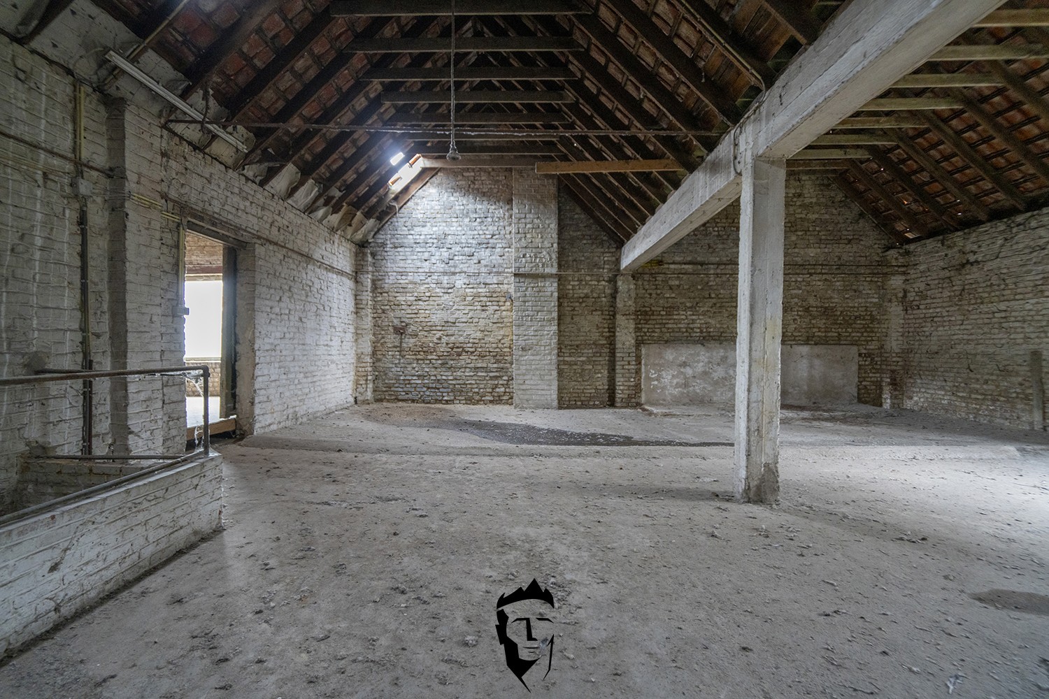 LOODS IN HARELBEKE - foto 1