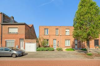 Op zoek naar een instapklare gezinswoning met gezellige buitenruimte en praktische indeling? Dan is deze woning in de Statiestraat absoluut een...