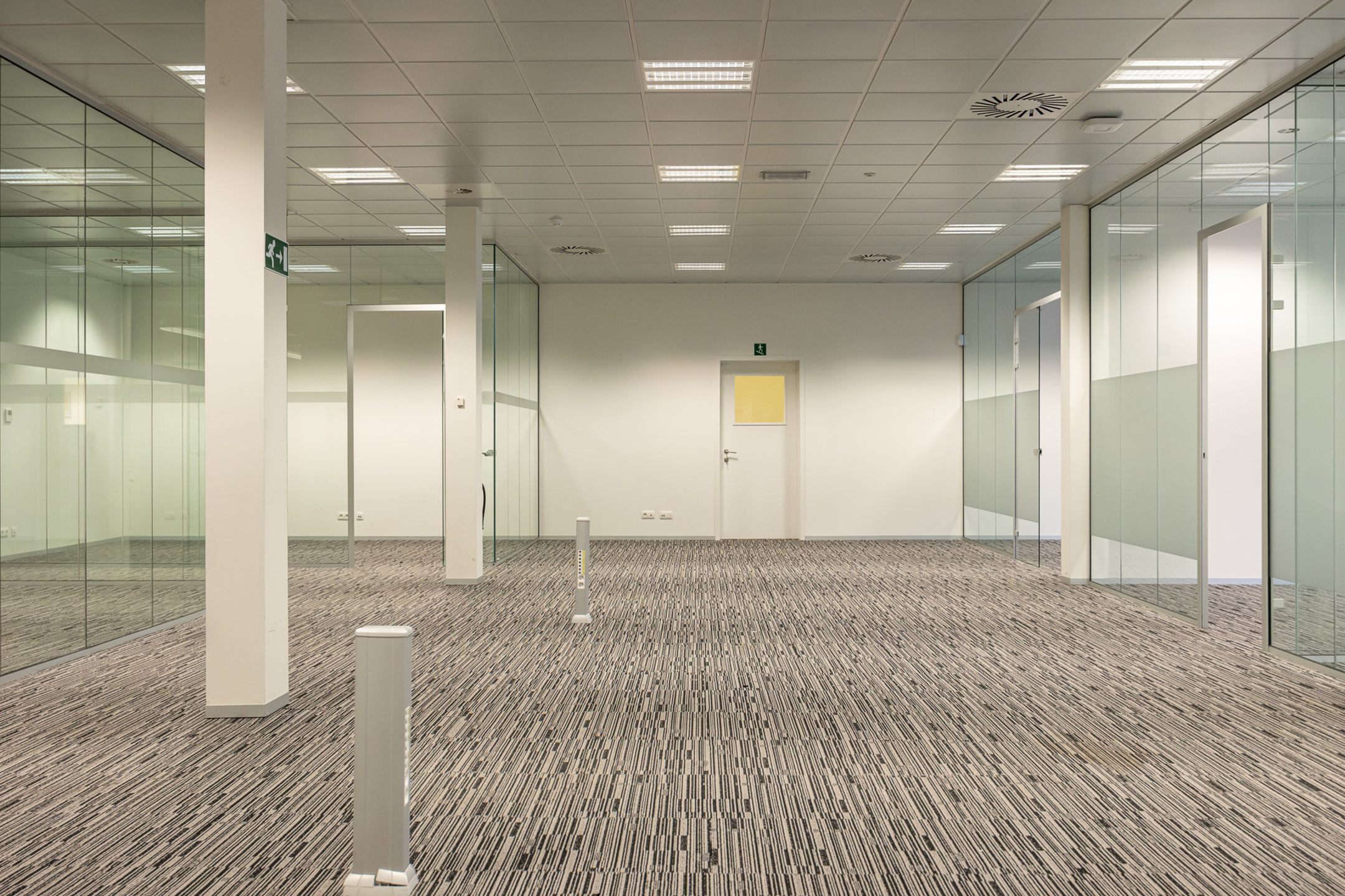 Commercial for rent in Geel - photo 5