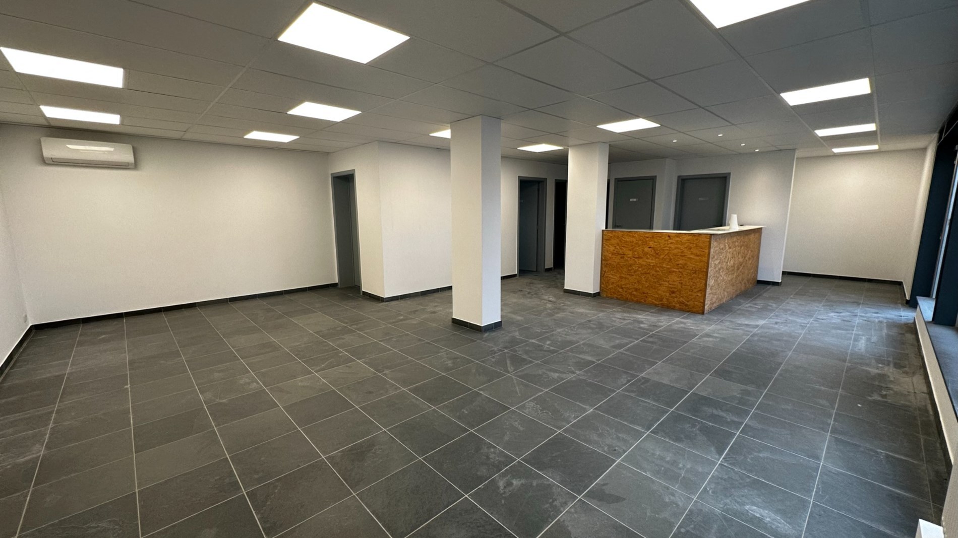 Commercial for rent in Lokeren - photo 5