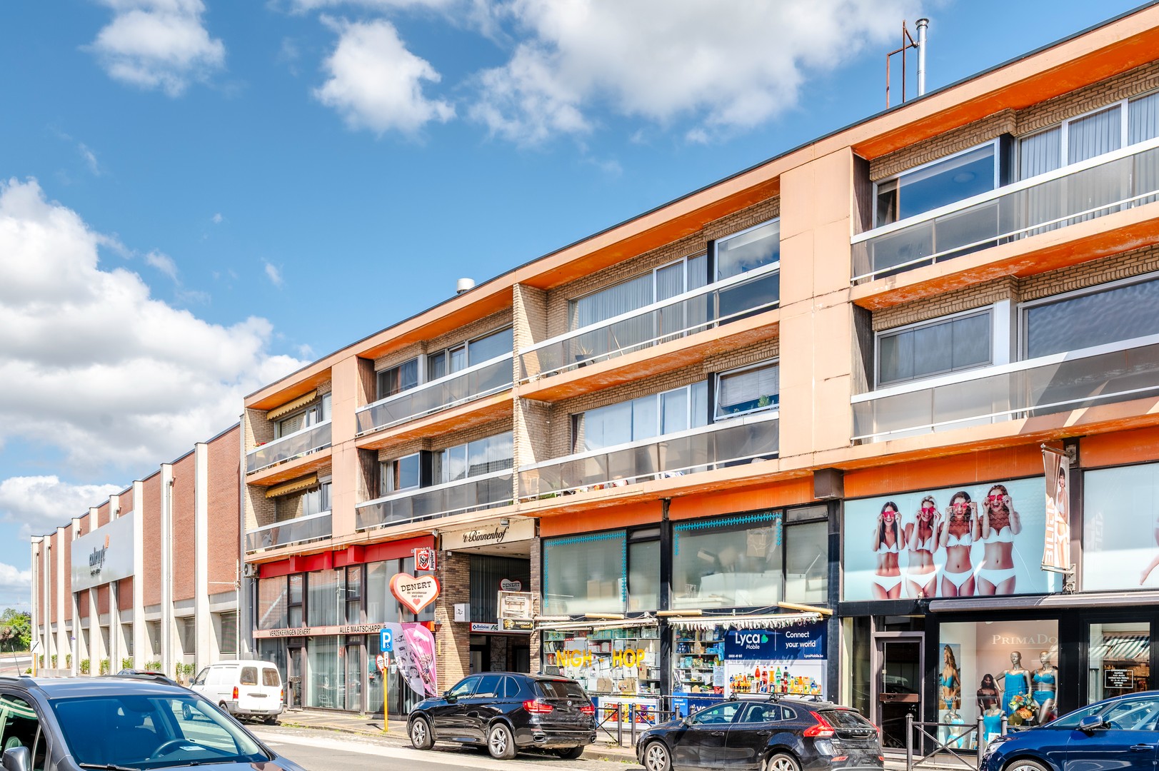 RUIM &amp; LICHTRIJK APPARTEMENT TE KOOP IN TEMSE - photo 2