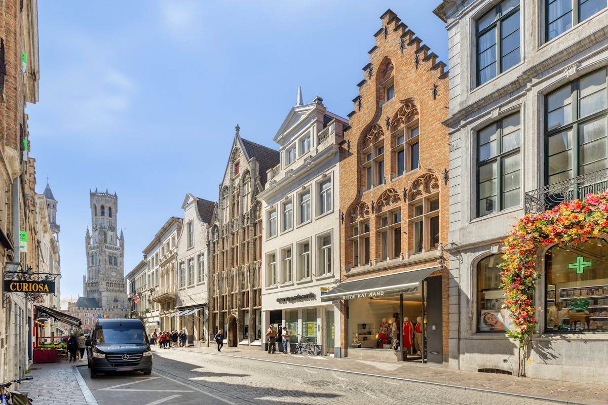 Commercial property for rent near the Market Square in Bruges - photo 2