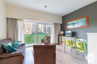 Deze super gezellige studio bevindt zich aan de achterzijde van de residentie 'Den Oever' te Nieuwpoort-Bad.Dankzij deze topligging kan u hier steeds...