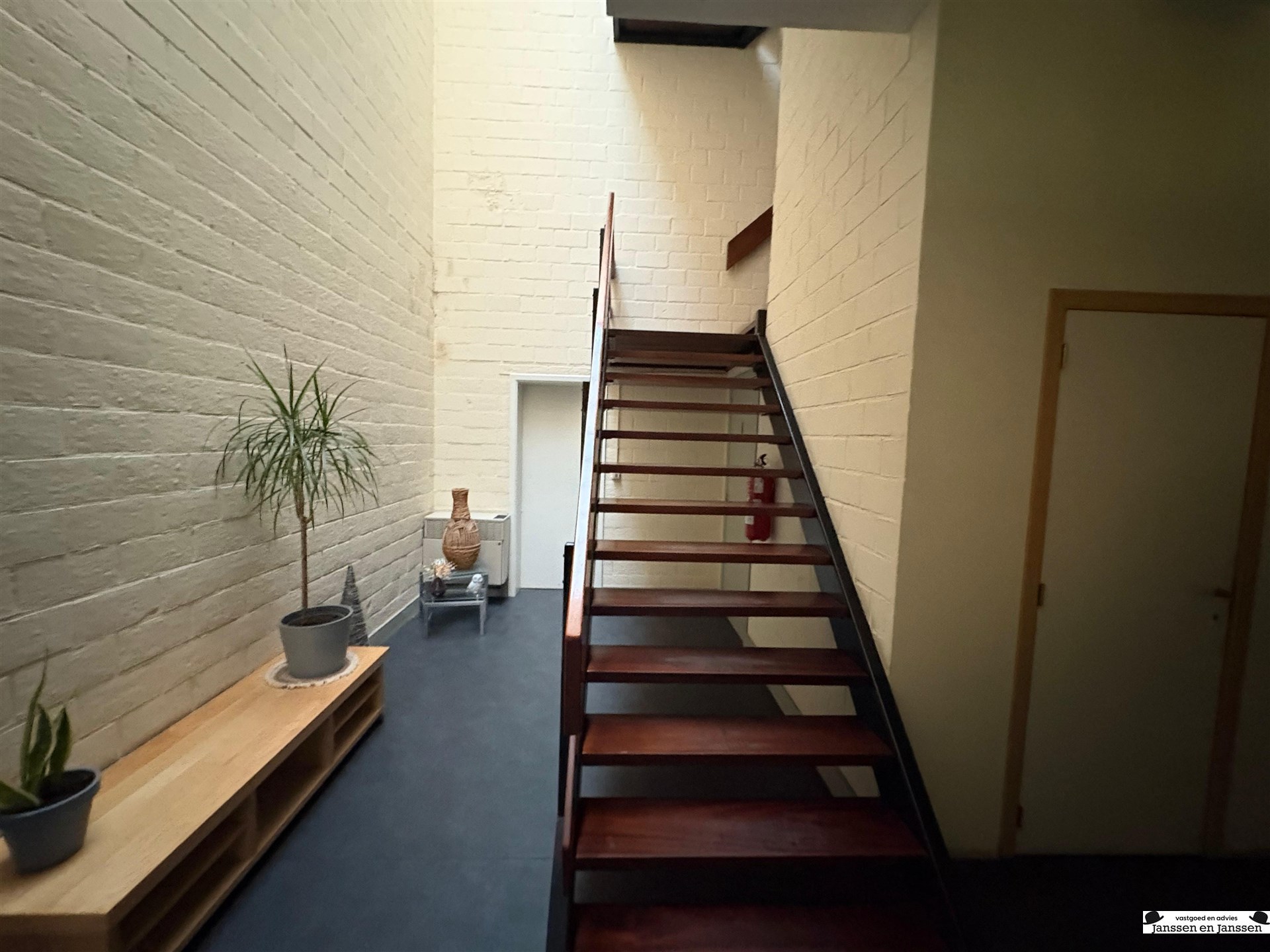 Appartement met 1 slaapkamer en terras te Merksem - foto 2