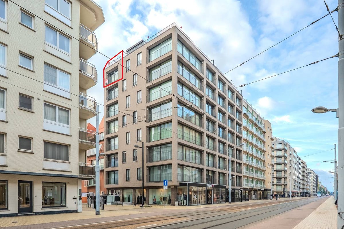 Lichtrijk duplex appartement met twee slaapkamers en groot terras! - foto 1