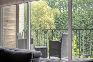 Located near the idyllic Damse Vaart, here you can enjoy a perfect balance between the peace of the water and the proximity to the bustling...