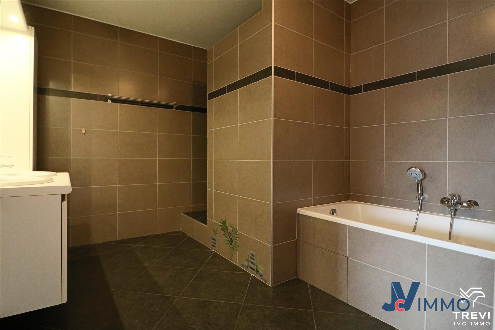 Appartement te huur in Hodeige met 3 slaapkamers - foto 5