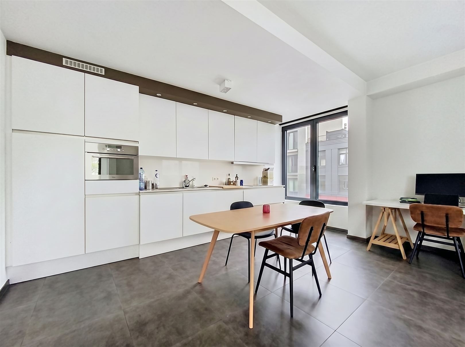 Appartement met lift gelegen aan het Eilandje - foto 4