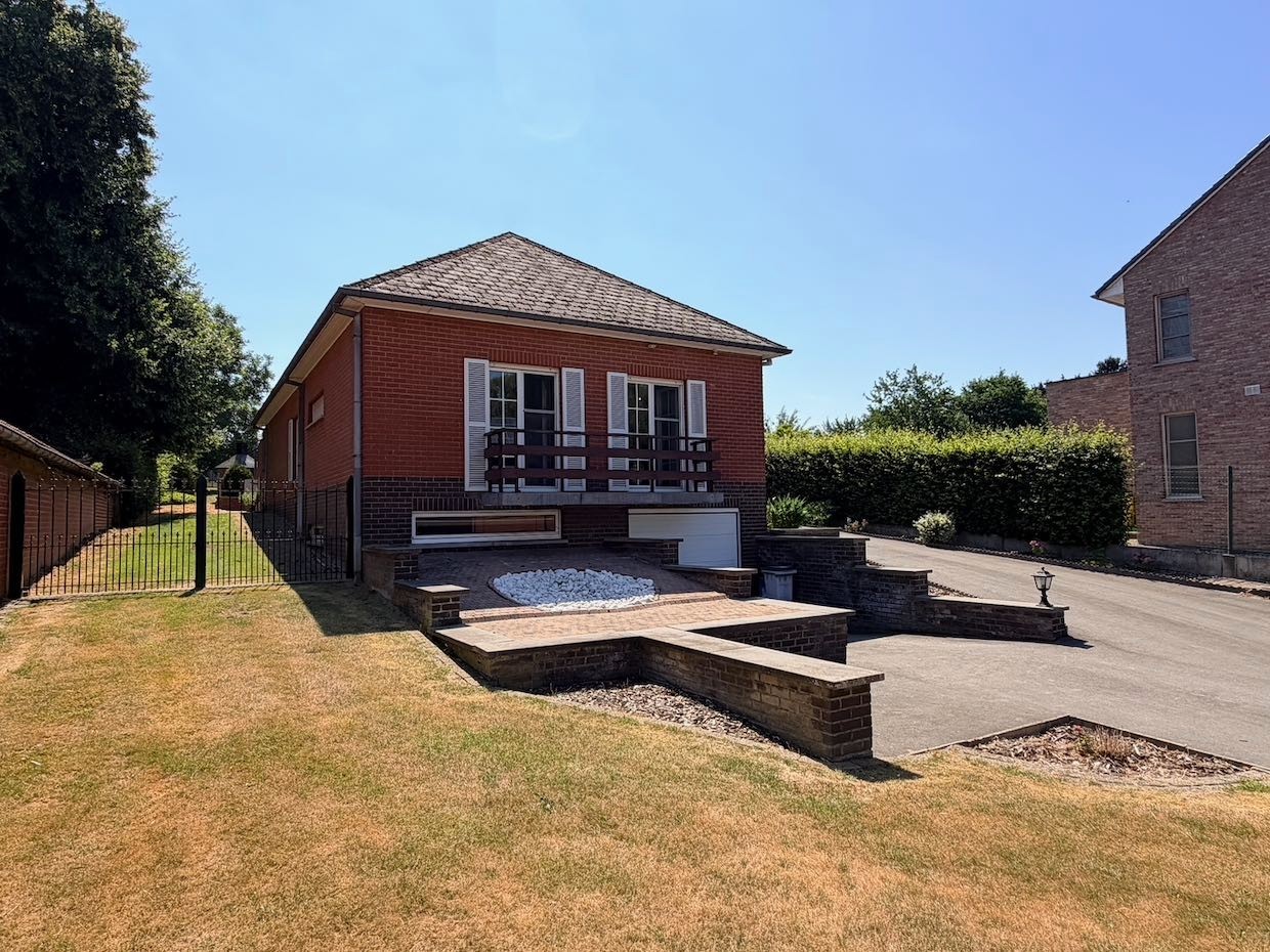 Rustig gelegen open bebouwing met volledige onderkeldering en ruime tuin in Boutersem - foto 3