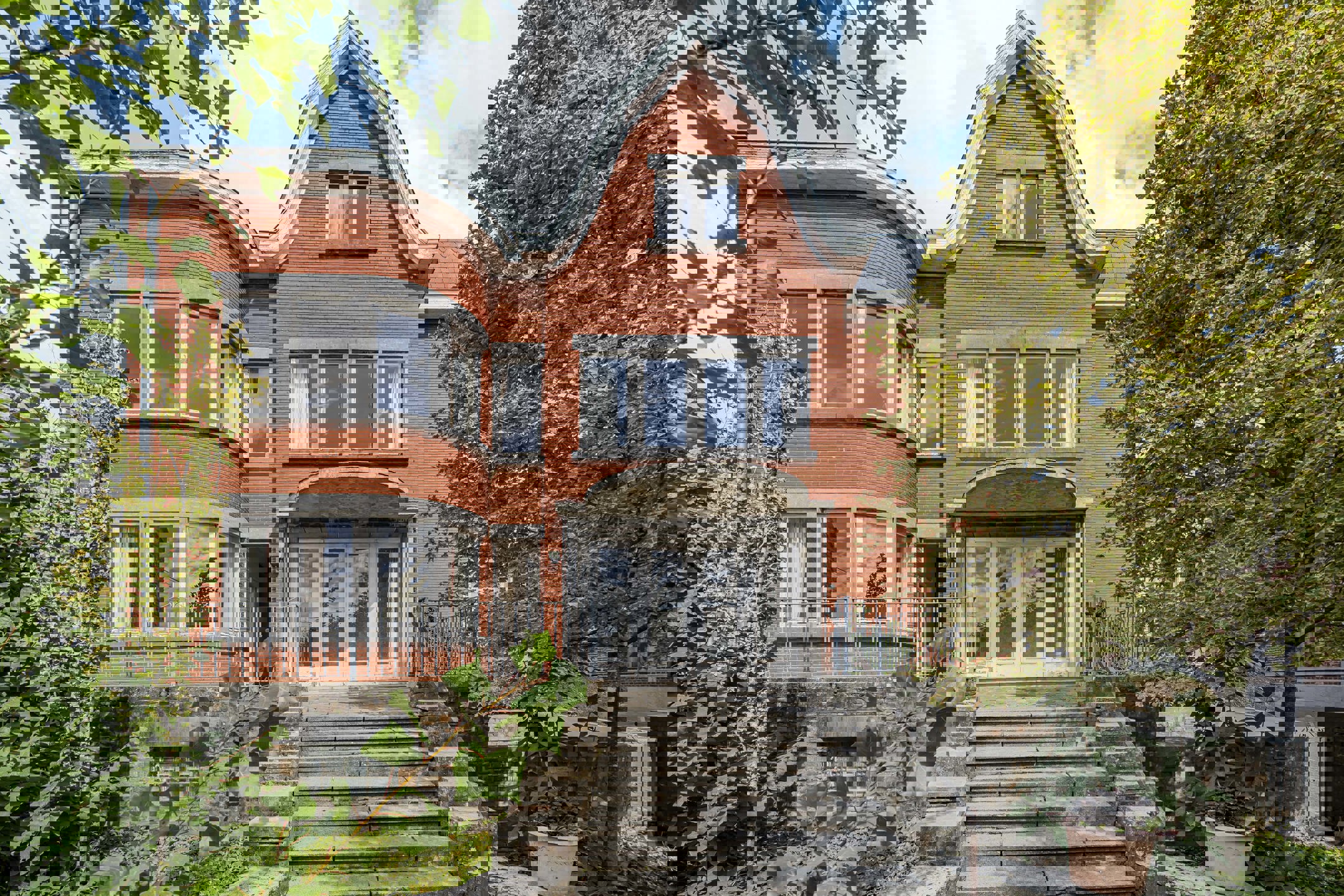 Prachtige herenhuis van meer dan 270 m² in het hart van Ciney - foto 4