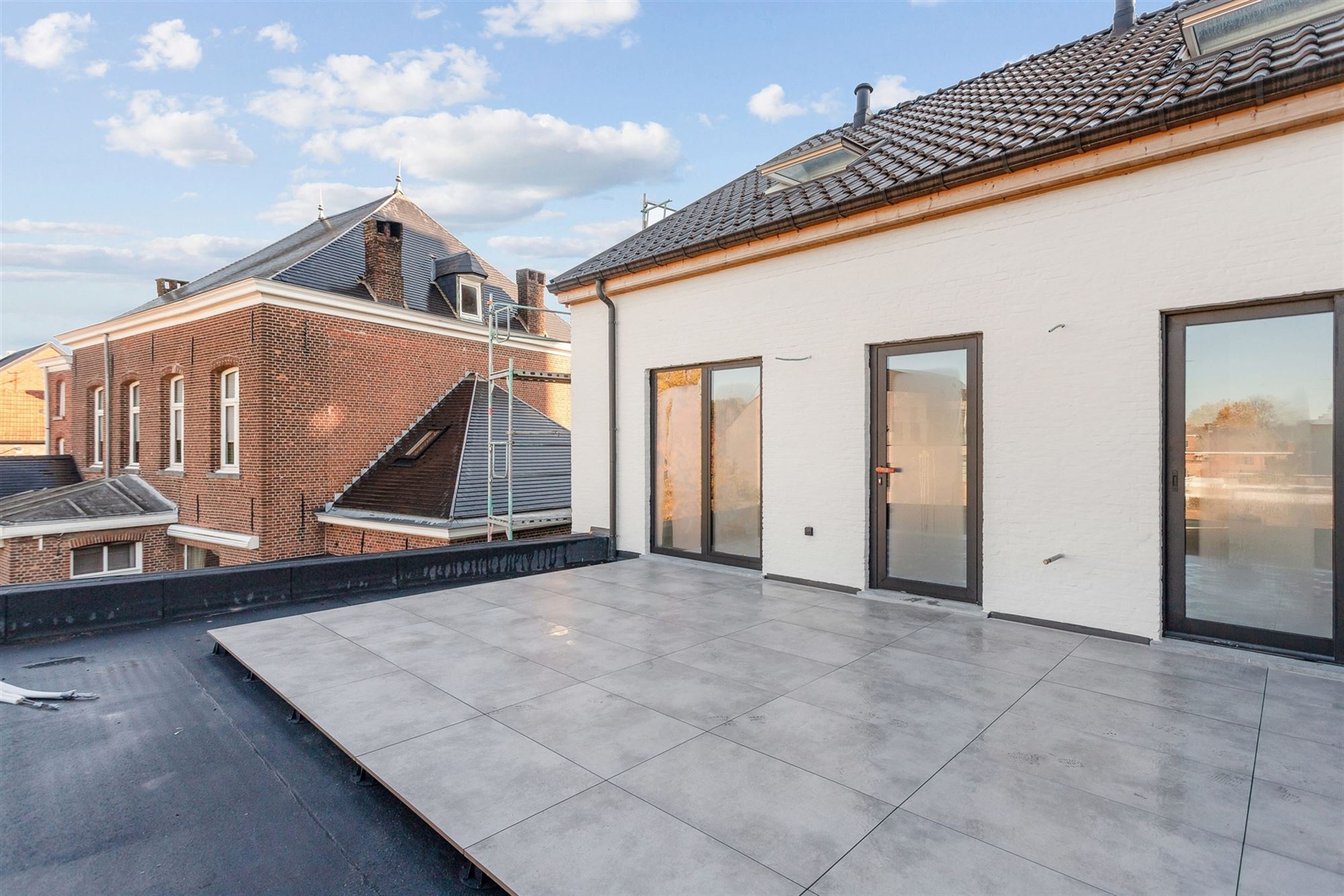 NIEUWBOUW DUPLEX APPARTEMENT (140M²) MET 3 SLAAPKAMERS EN RUIM TERRAS TE BALEN.  VERKOOP ONDER REGISTRATIE! - foto 2