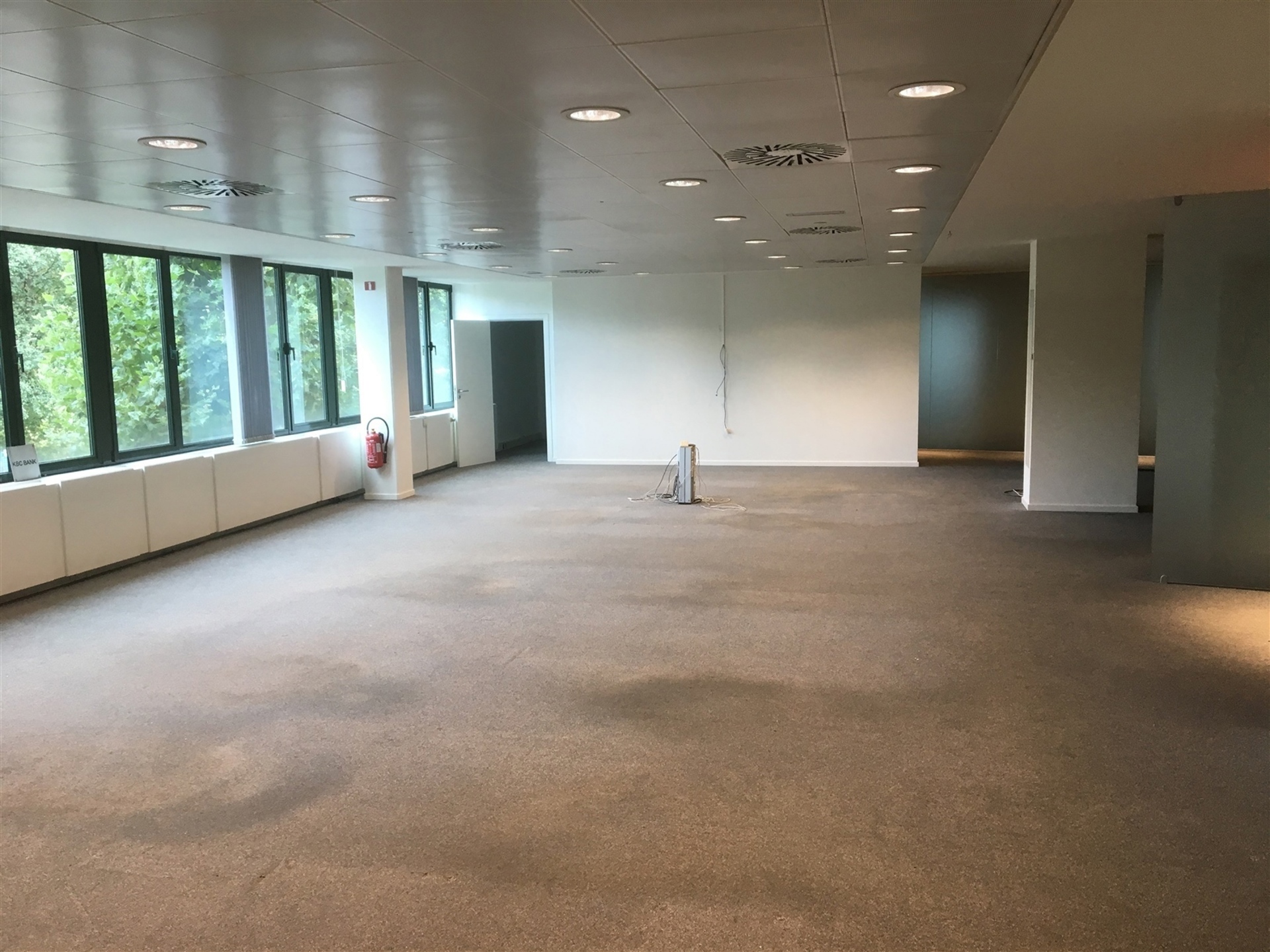 Kantoor 541m² te huur - foto 4