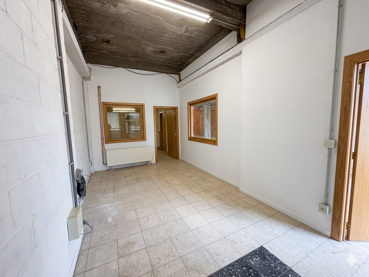 Commercial for rent in Kortrijk - photo 5