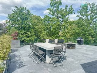 Tel: +32.475.71.63.52 / E-mail: matthieu.goffin@weinvest.beWe Invest is proud to offer you this superb 4-bedroom luxury flat, located at 105, rue...