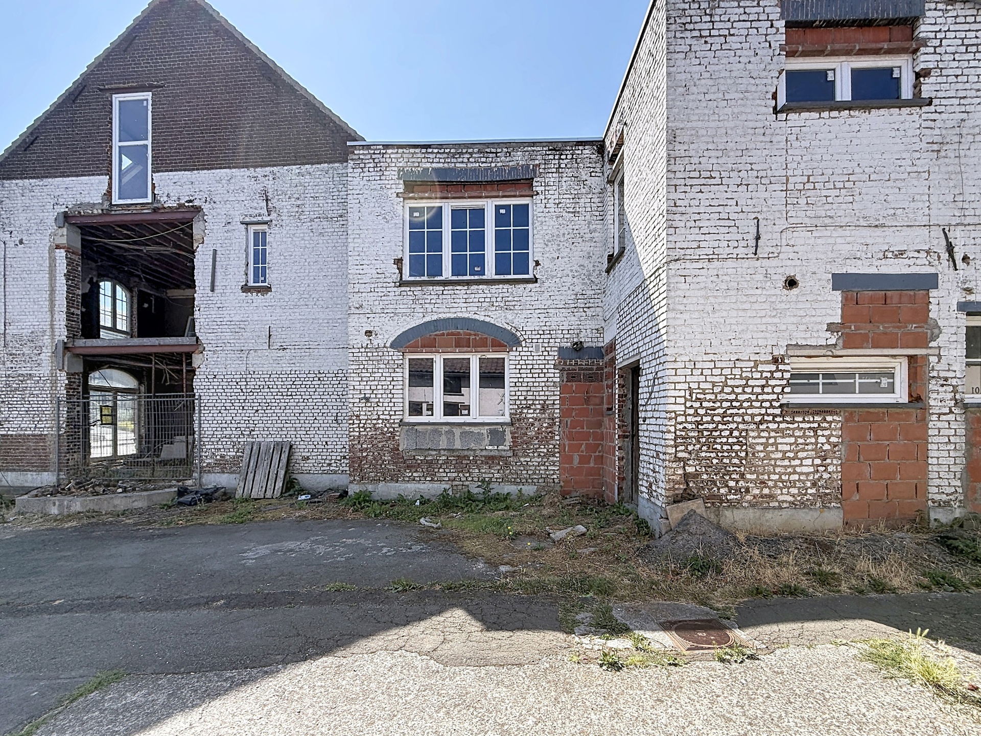 Geraardsbergen - Te renoveren 3gevelwoning met tuin + garage - foto 2