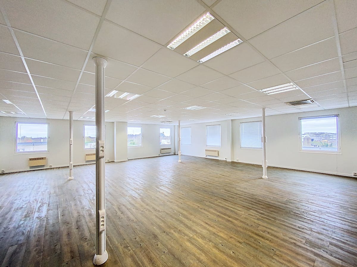 Kantoren (180 - 398 m²) vlakbij E40 te Drongen - foto 5