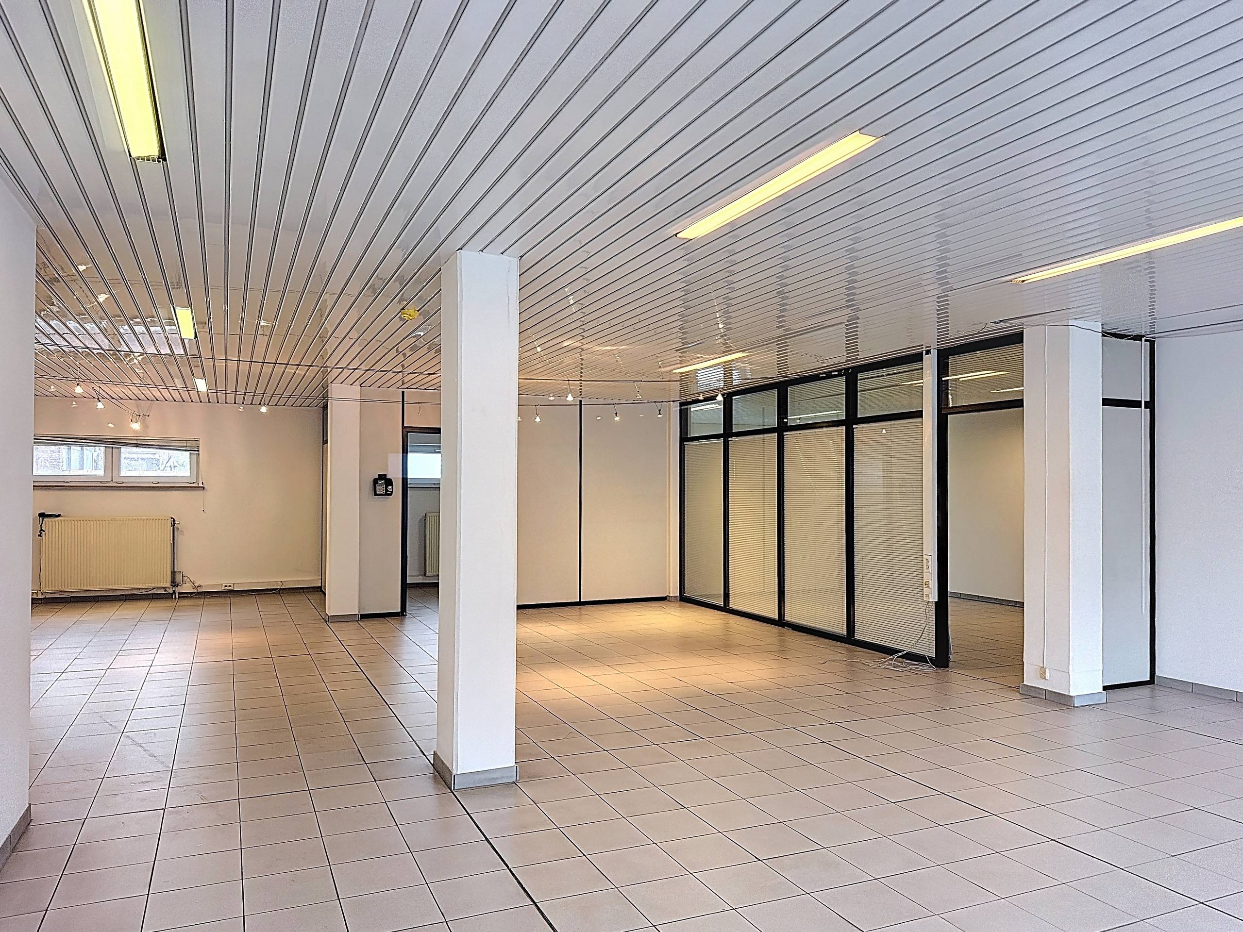 Handelsgelijkvloers te huur in Zaventem - foto 4