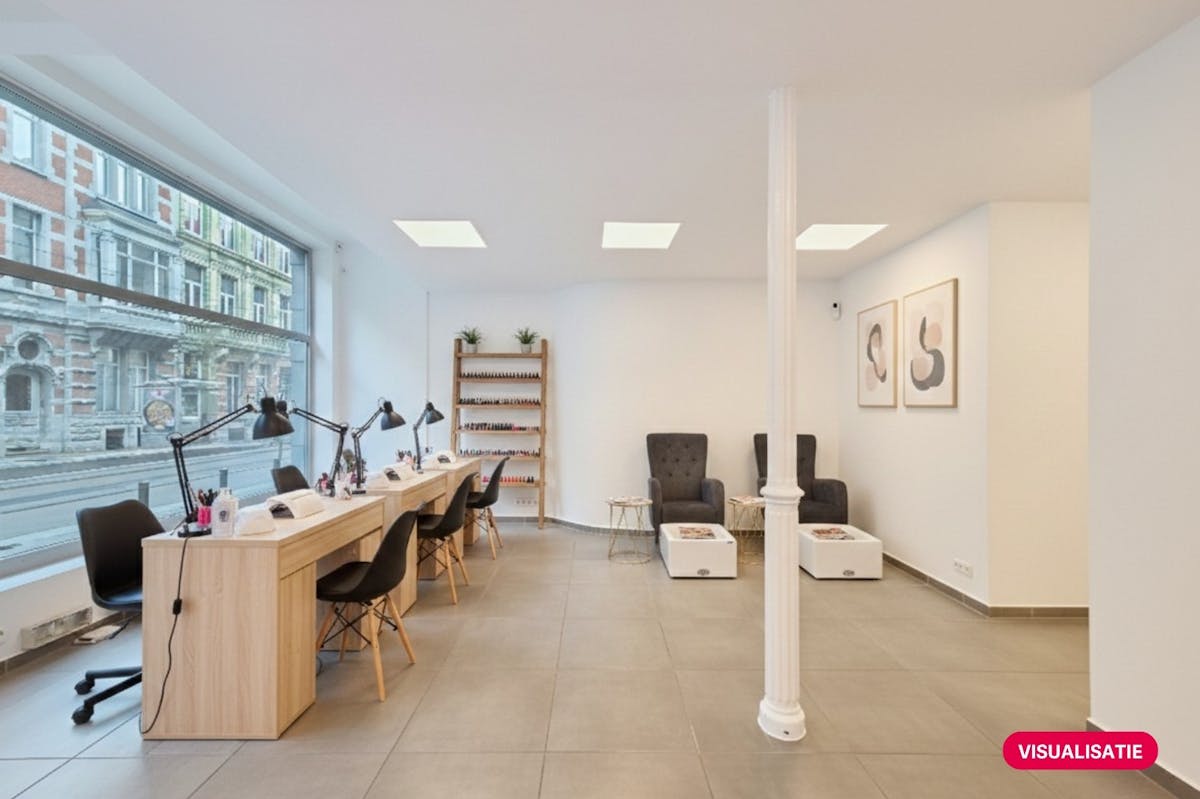 Bright commercial property (58 m²) for rent in the center of Ghent - photo 1