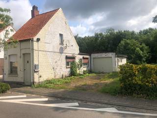 Bent u op zoek naar een unieke kans om uw droomwoning te realiseren? Dan is deze grond op een uitstekende residentiële ligging precies wat u...