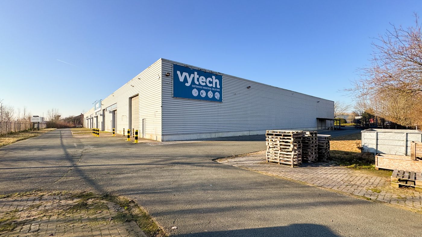 Bedrijfsgebouw van 5.483 m² op eigen perceel van 10.194 m² met uitstekende bereikbaarheid te Duffel - foto 3