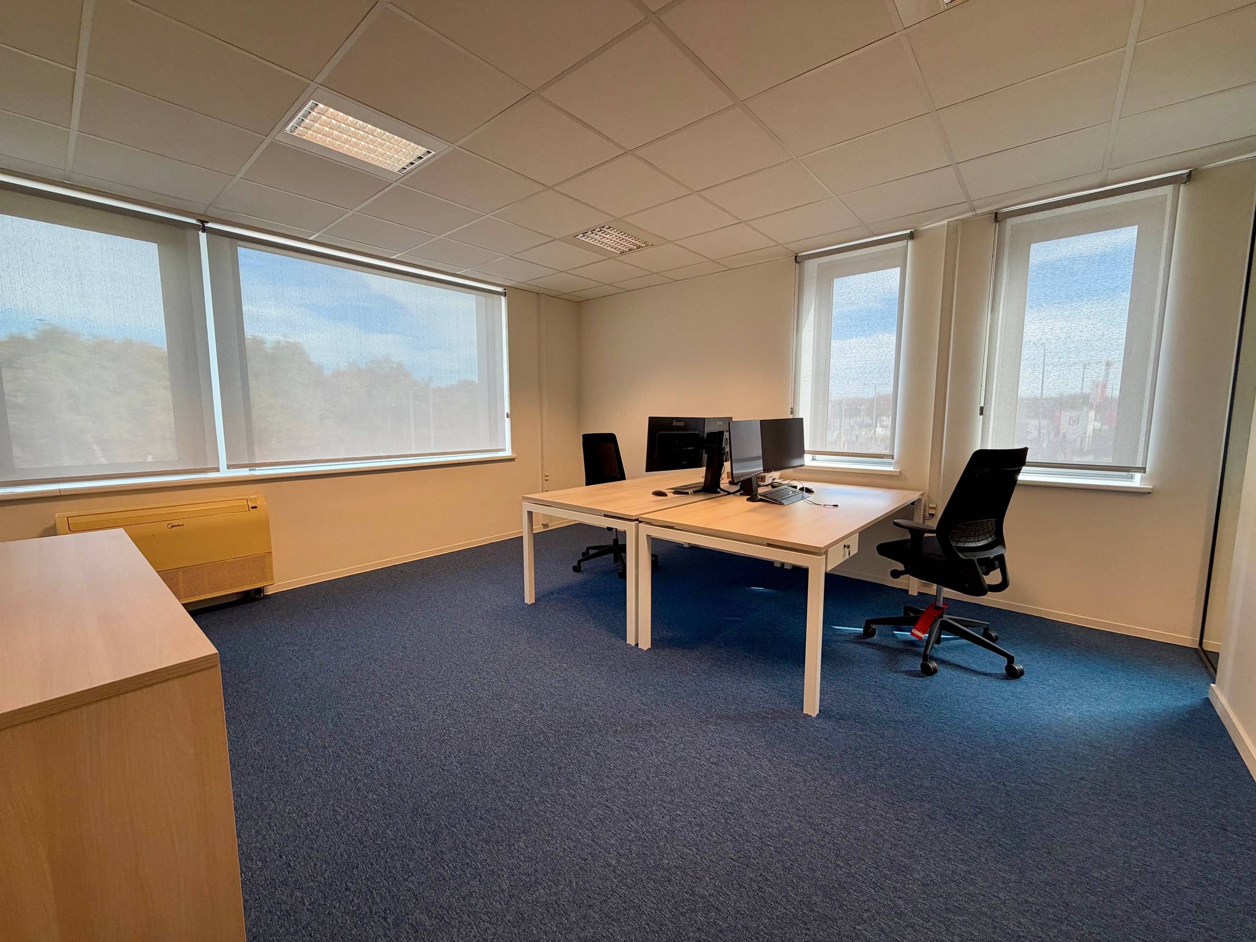 Instapklaar kantoor van 139 m² vlakbij de haven van Antwerpen - foto 5