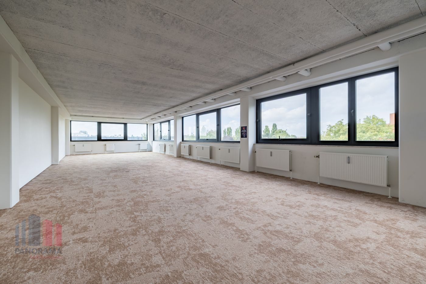 Bureau rénové de 134 m² dans un EMPLACEMENT EXCEPTIONNEL - photo 4