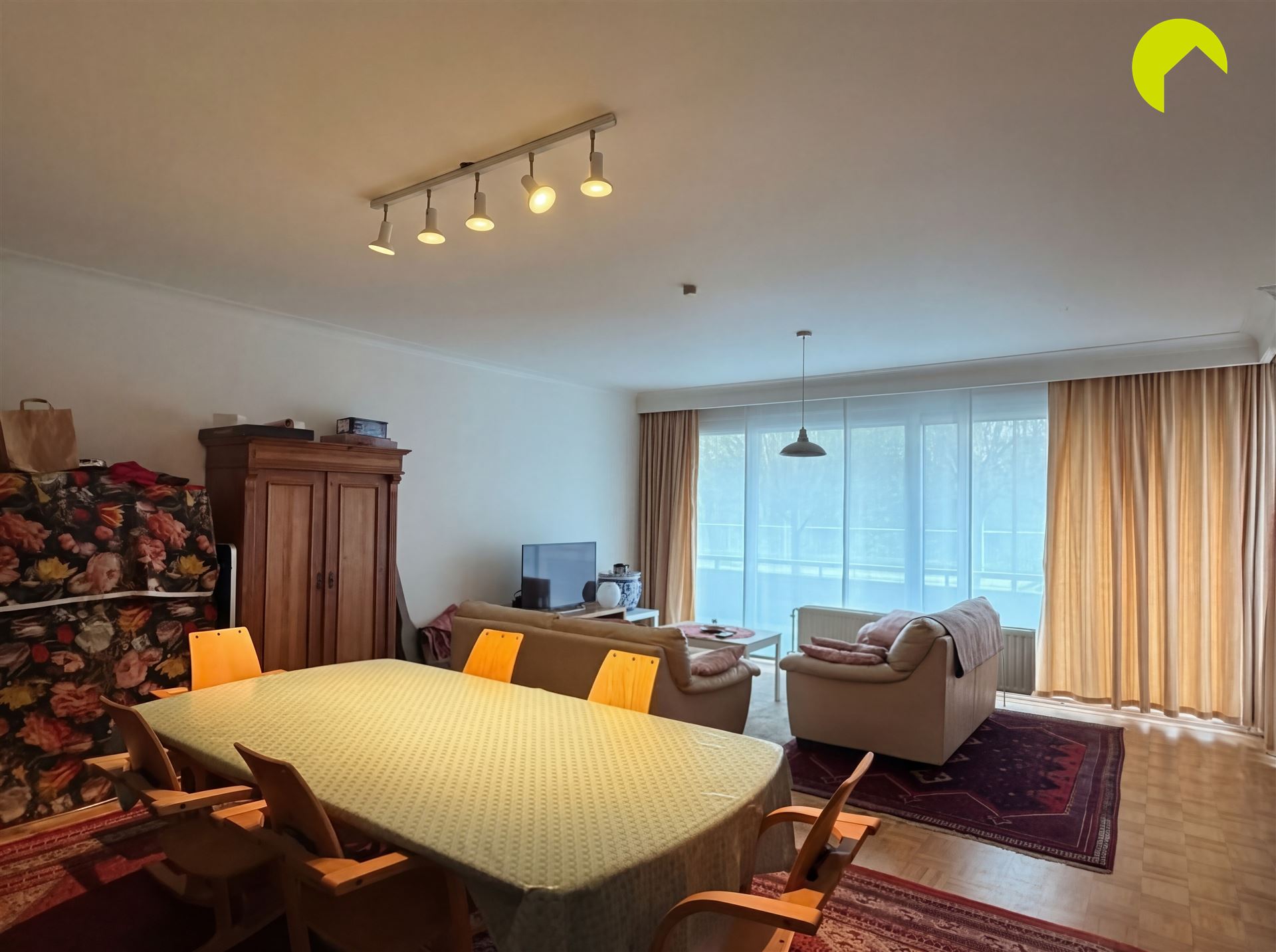 Gelijkvloers appartement met 2 slpk en zonnige tuin! - foto 4