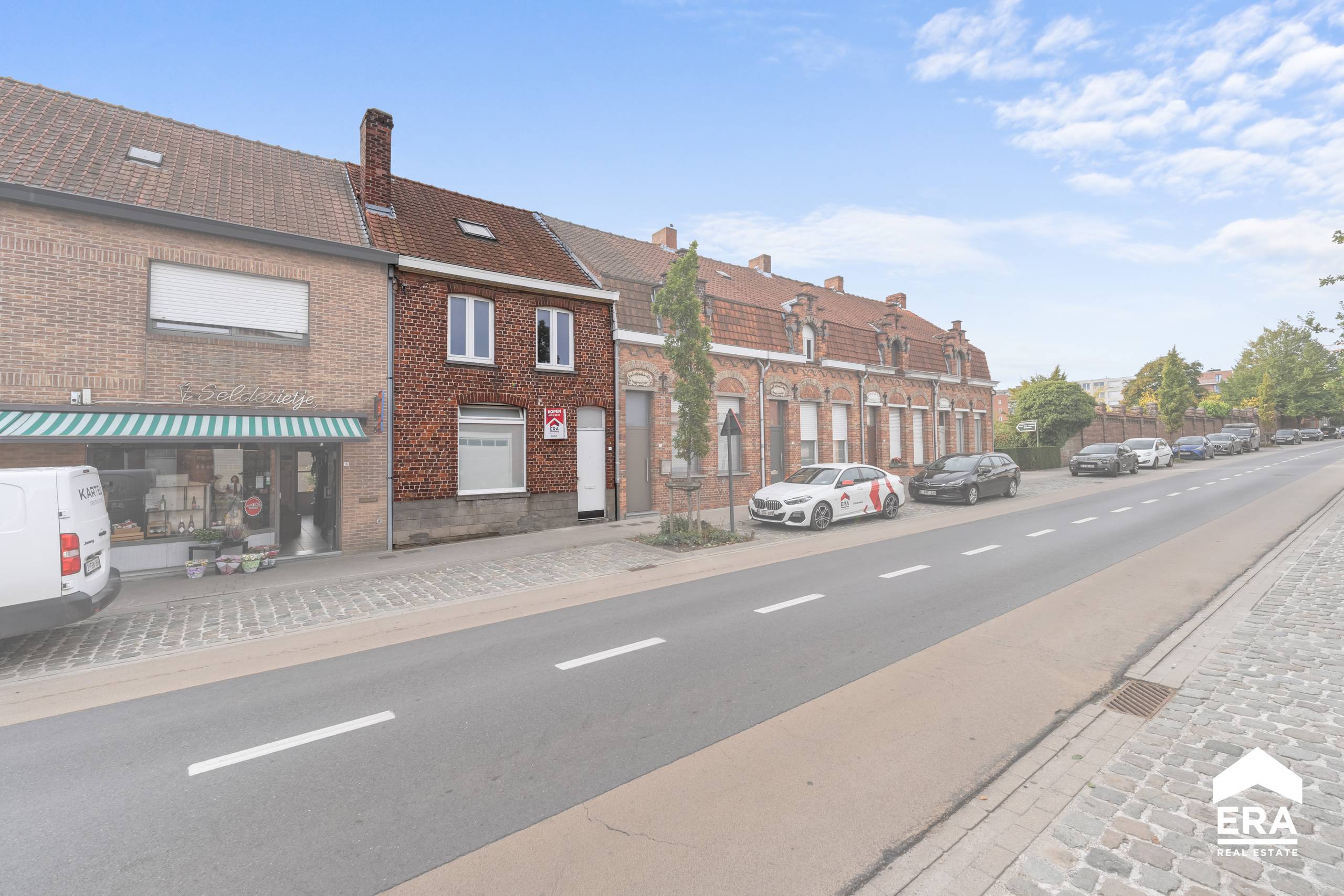 Gezellige woning met stadstuin en 2 garages - foto 1