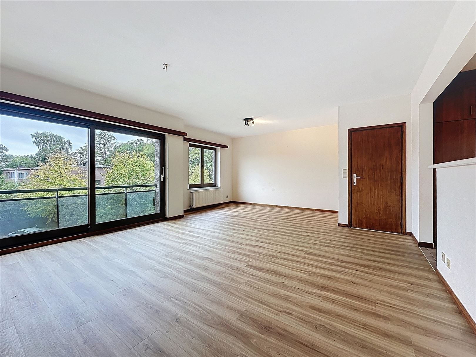 Appartement met garage gelegen te Brasschaat  - foto 2