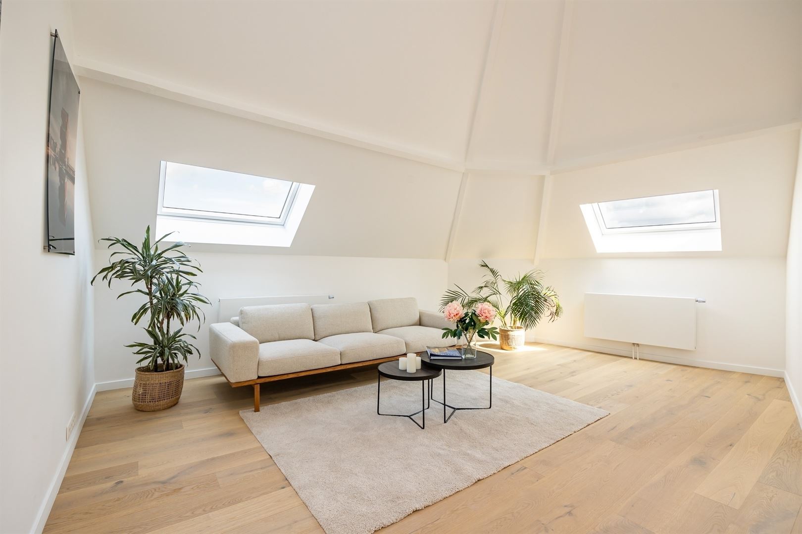 Charmant gerenoveerd appartement met veel lichtinval - foto 3