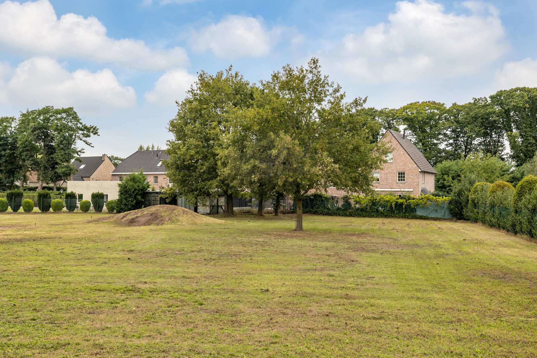 Prachtig bouwperceel van maar liefst 1.762m2 eigen grond - foto 5